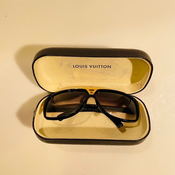 Louis Vuitton Accessories Louis Vuitton Evidence Sunglasses
